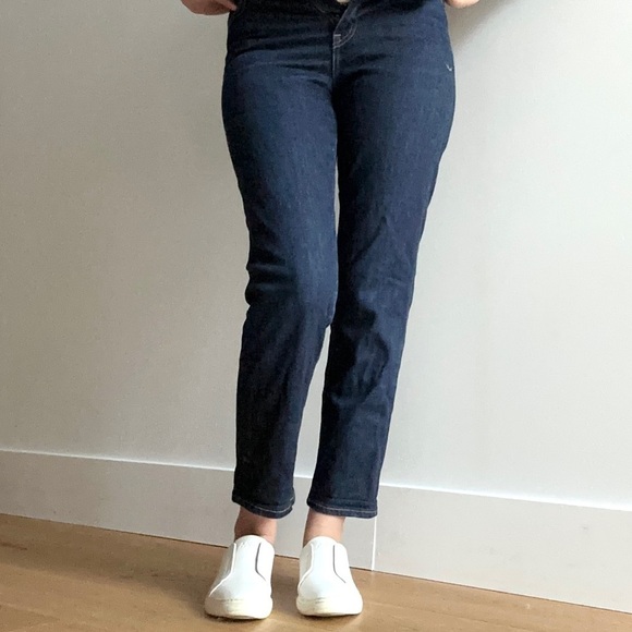 Uniqlo Women's Straight Leg Jeans - Dark Blue - Picture 3 of 13